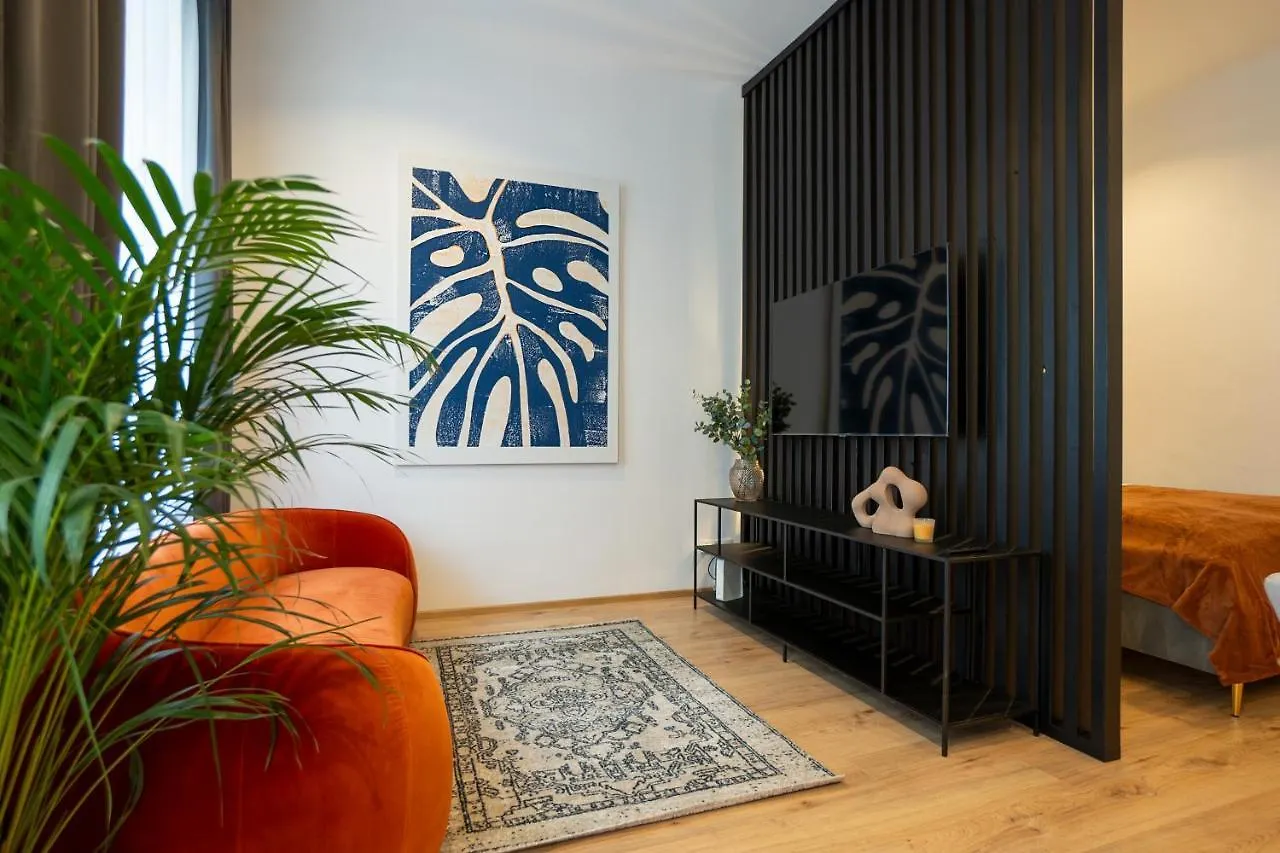 2-Rooms Apartment 10 Min Away From City Center Wien